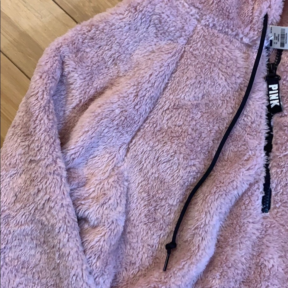 🆕 PINK Sherpa 1/2 zip - XS - Picture 4 of 5